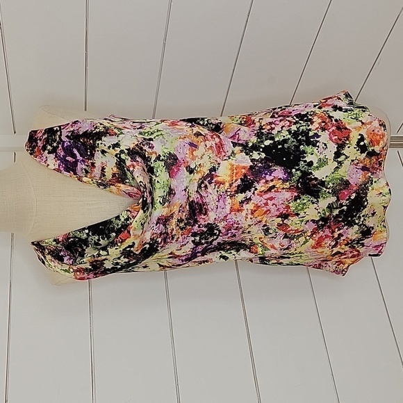 MILANO medium sleeveless blouse shell - Picture 1 of 5